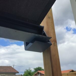 Fixations pour store