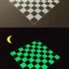 plateau échec blanc- vert phosphorescent